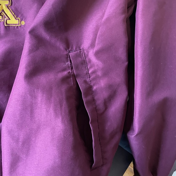 College Sweater - Picture 4 of 4